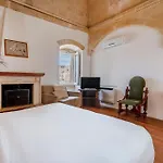 La Corte Vetere - Terrazza Panoramica Sui Sassi Bed & Breakfast