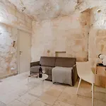 La Corte Vetere - Terrazza Panoramica Sui Sassi Bed & Breakfast 3*