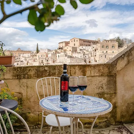 La Corte Vetere - Terrazza Sui Sassi Couette-café