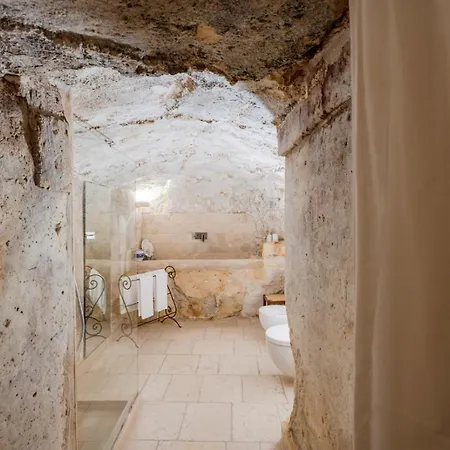 La Corte Vetere - Terrazza Sui Sassi Panzió 3*
