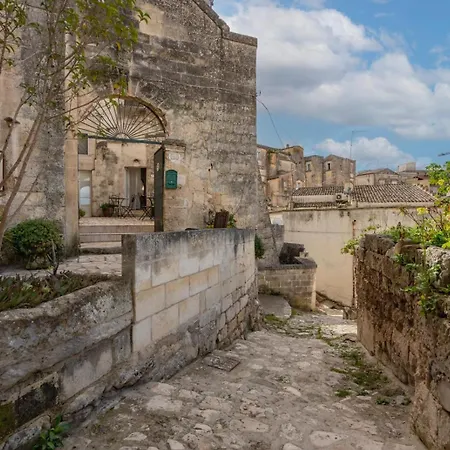 La Corte Vetere - Terrazza Sui Sassi 马泰拉