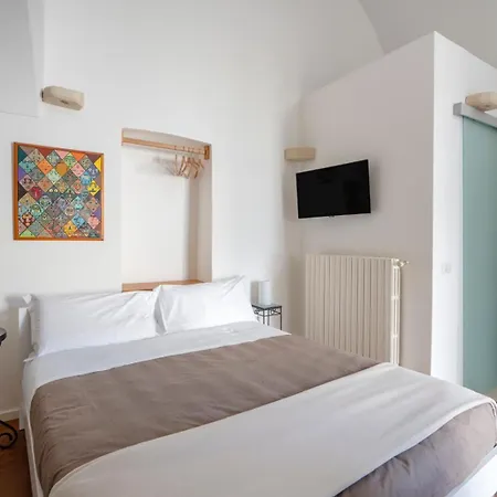 Frühstückspension La Corte Vetere - Terrazza Sui Sassi